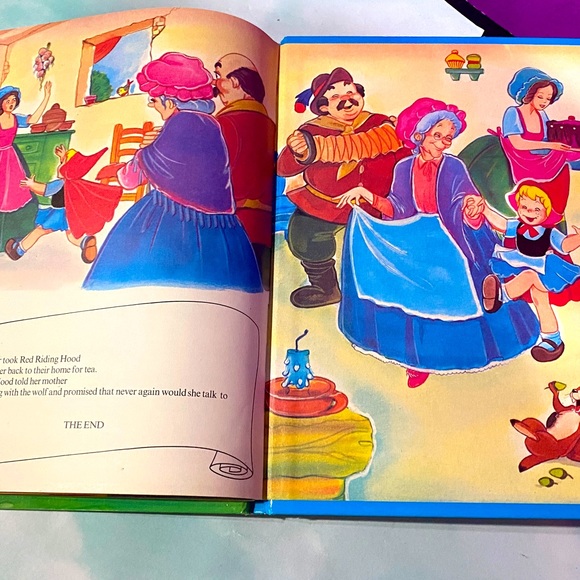 LITTLE RED RIDING HOOD VINTAGE LG COLLECTIBLE HARDCOVER BOOK BRIDLINGTON ENGLAND - Picture 10 of 16